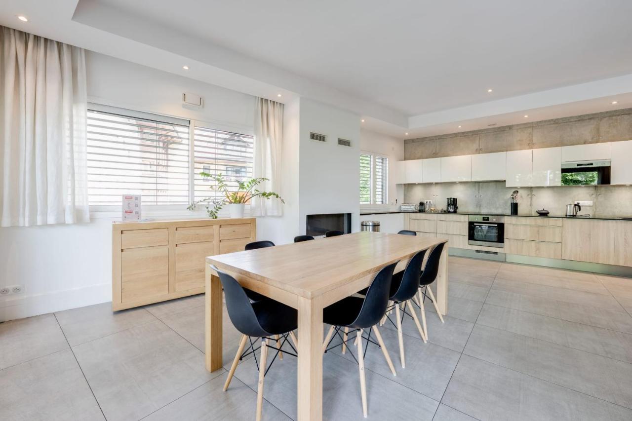 Le Kube - Appartements De Prestige Au Centre D'Annecy Eksteriør bilde