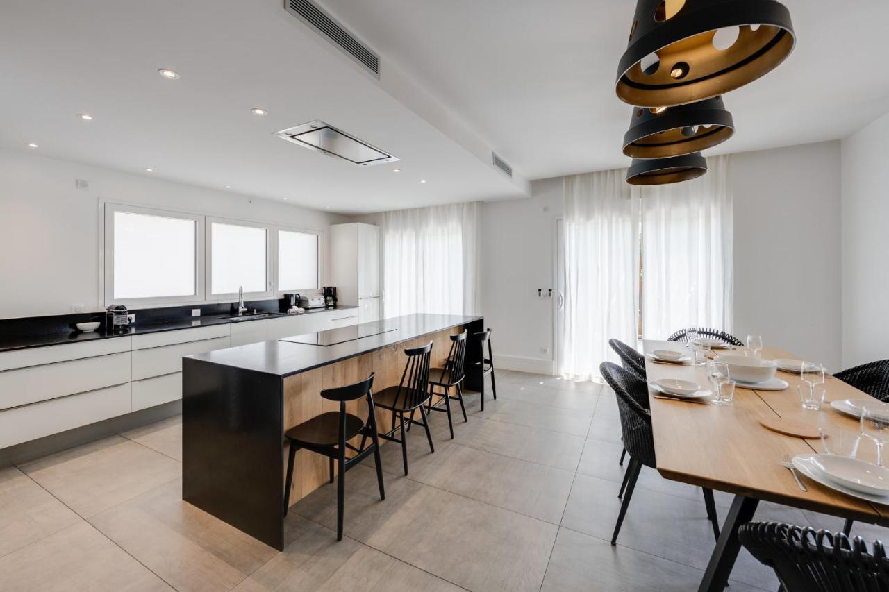 Le Kube - Appartements De Prestige Au Centre D'Annecy Eksteriør bilde