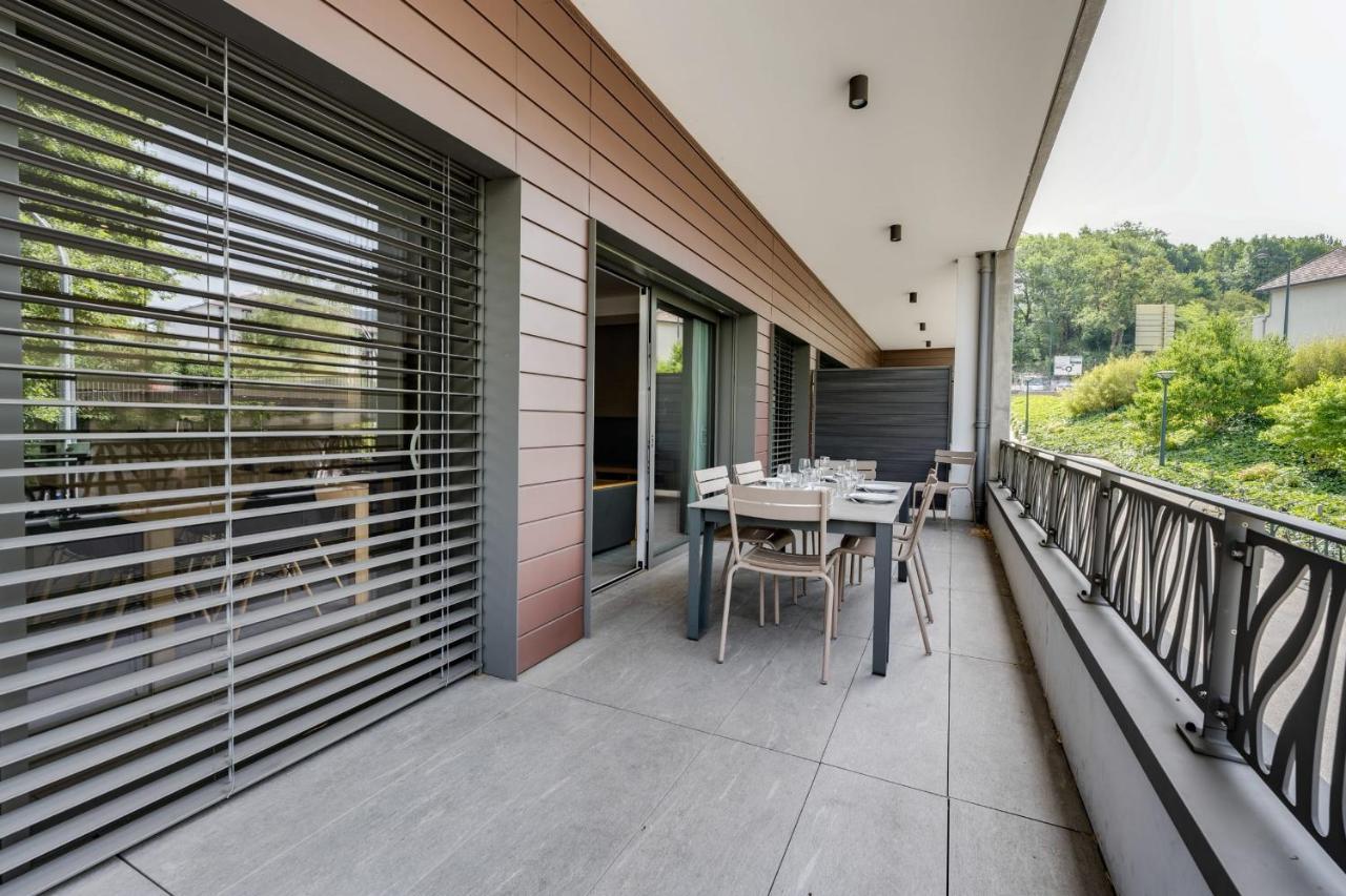 Le Kube - Appartements De Prestige Au Centre D'Annecy Eksteriør bilde