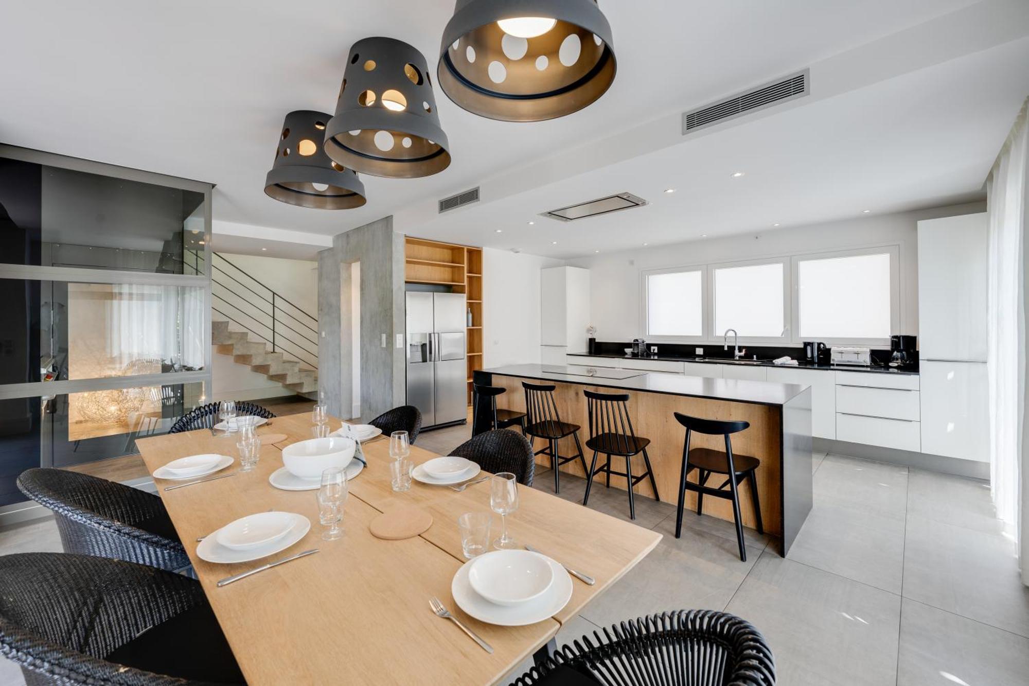 Le Kube - Appartements De Prestige Au Centre D'Annecy Rom bilde